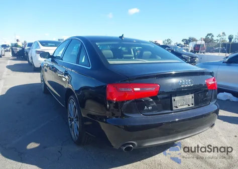 2013 Audi A6 2.0T Premium z USA, uszkodzony, nr VIN WAUDFAFC9DN096384